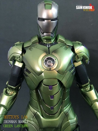 Illustration for article titled Incredible Customized Iron Man Figures